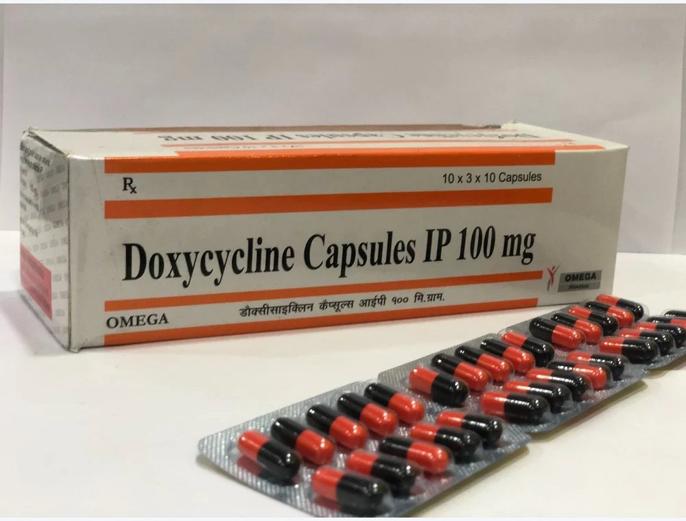 Doxycycline 100 mg real medicine product photograph, view 1